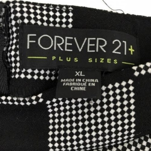 *$3 FOR $15* NEW Checkered Print Skater Skirt - Picture 7 of 8